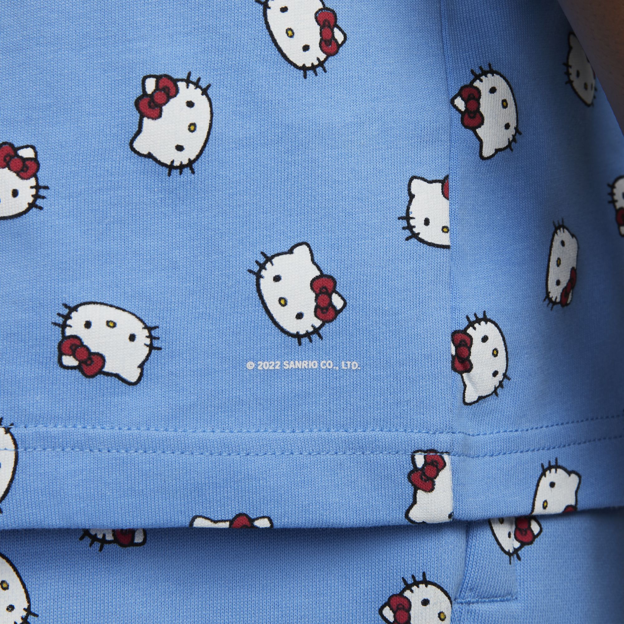 [DR5519-412] Mens Nike x Hello Kitty T-Shirt