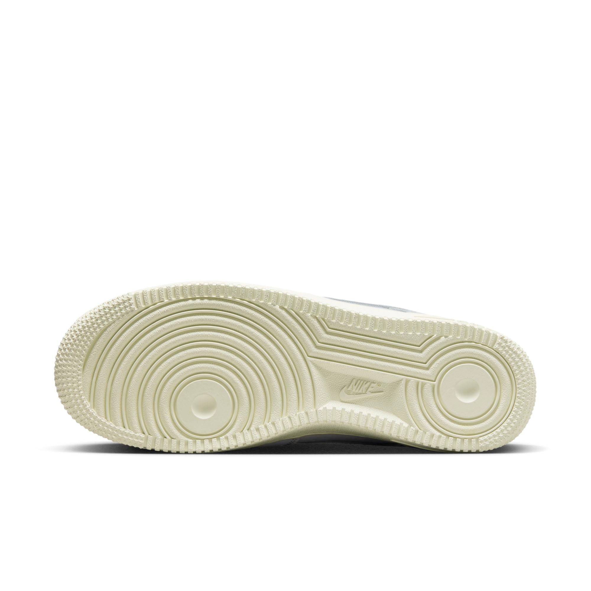 [DR9503-100] Womens Nike Air Force 1 Premium