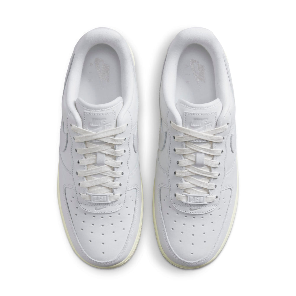 [DR9503-100] Womens Nike Air Force 1 Premium
