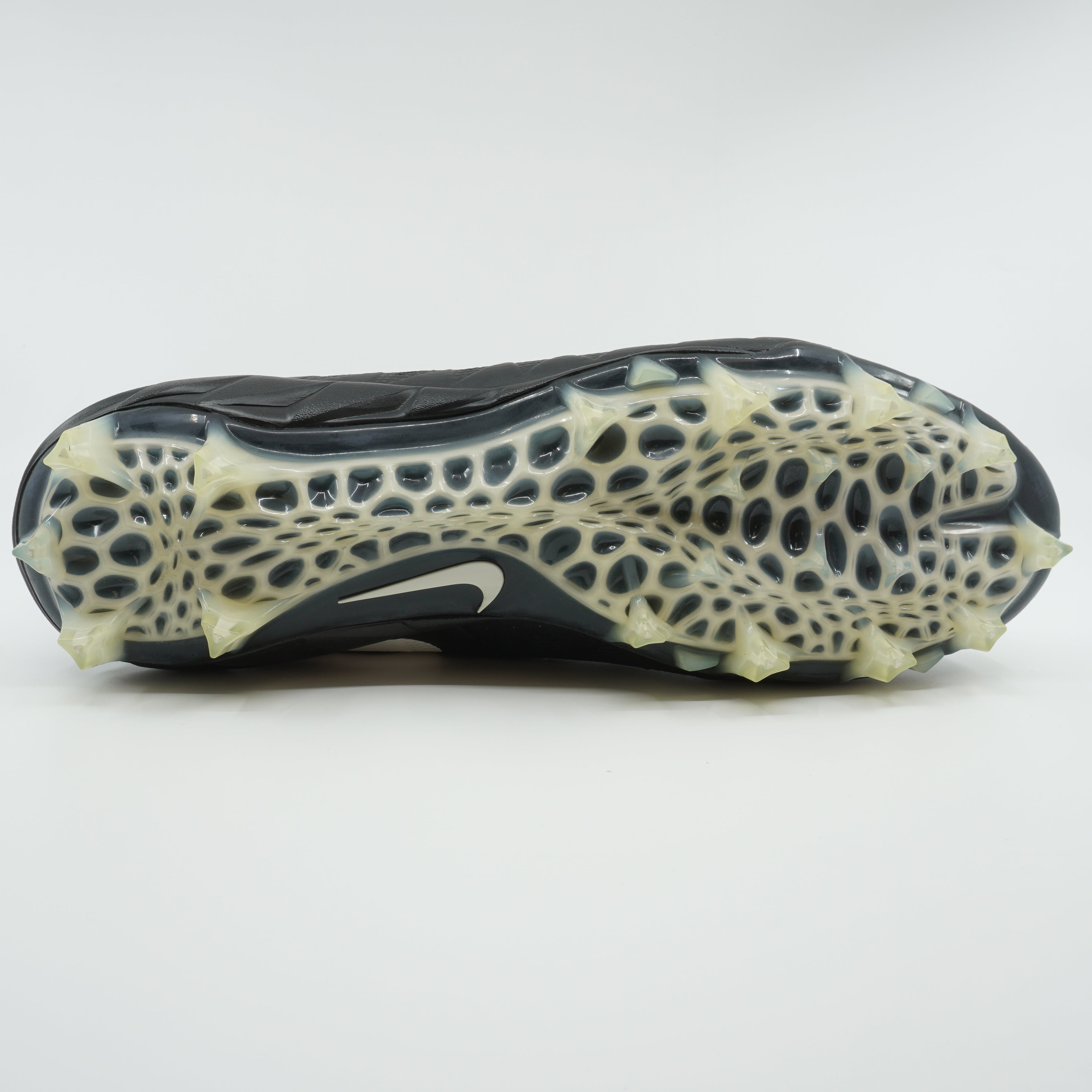 [918187-010] Mens Nike ALPHA MENACE PRO LOW TD PF 'BLACK WHITE'