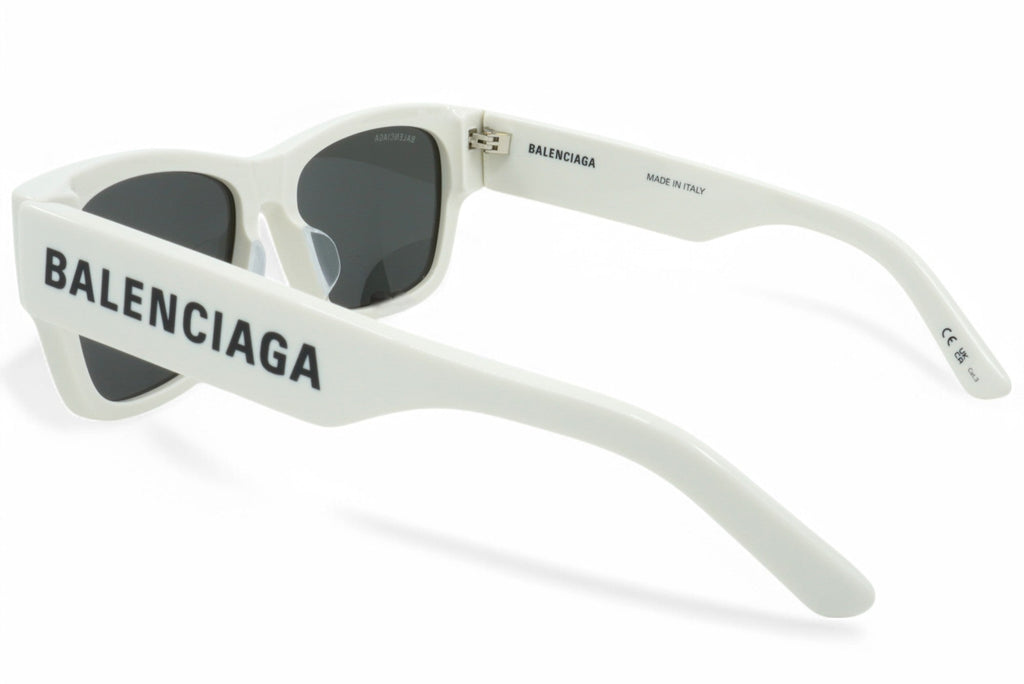 [BB0262SA-003] Unisex Balenciaga Square Sunglasses - White