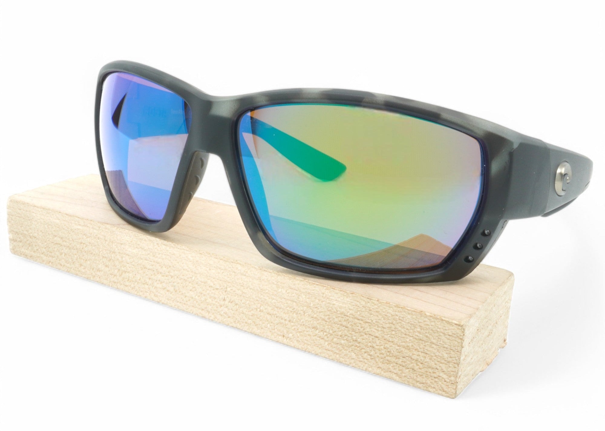 [6S9009-59] Unisex Costa Tuna Alley Polarized Sunglasses