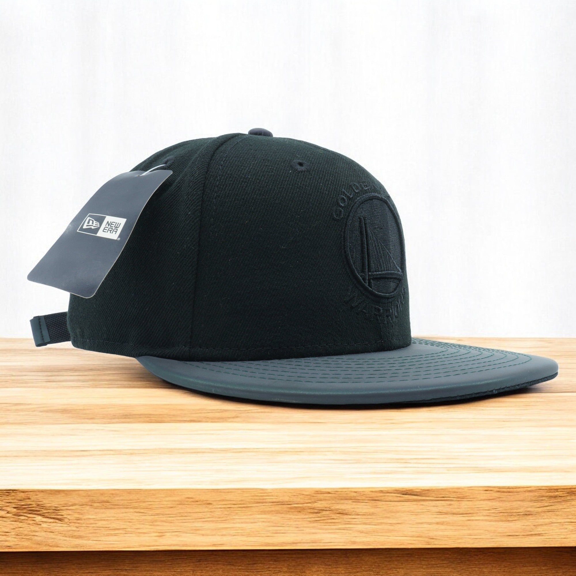 [11450205] Mens New Era NBA GS WARRIORS 950 SNAPBACK 'COLOR SWITCH' - BLACK