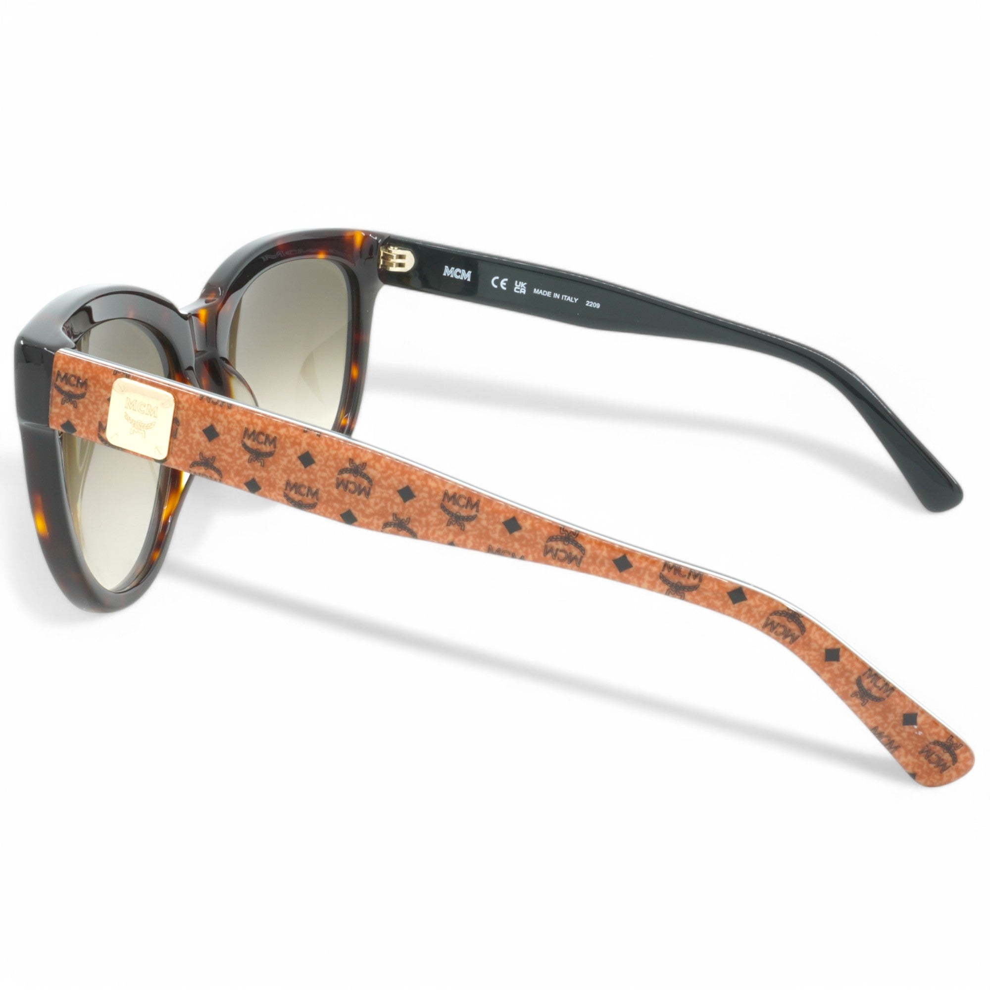 [MCM639S-216] Unisex MCM Cat Eye Sunglasses