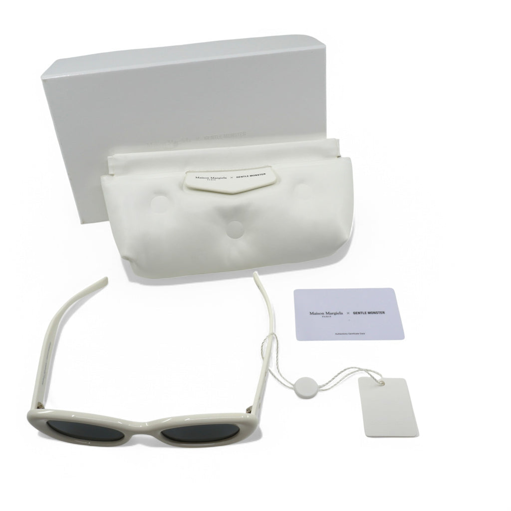 [MM004-W2] Unisex Maison Margiela x Gentle Monster Butterfly Sunglasses