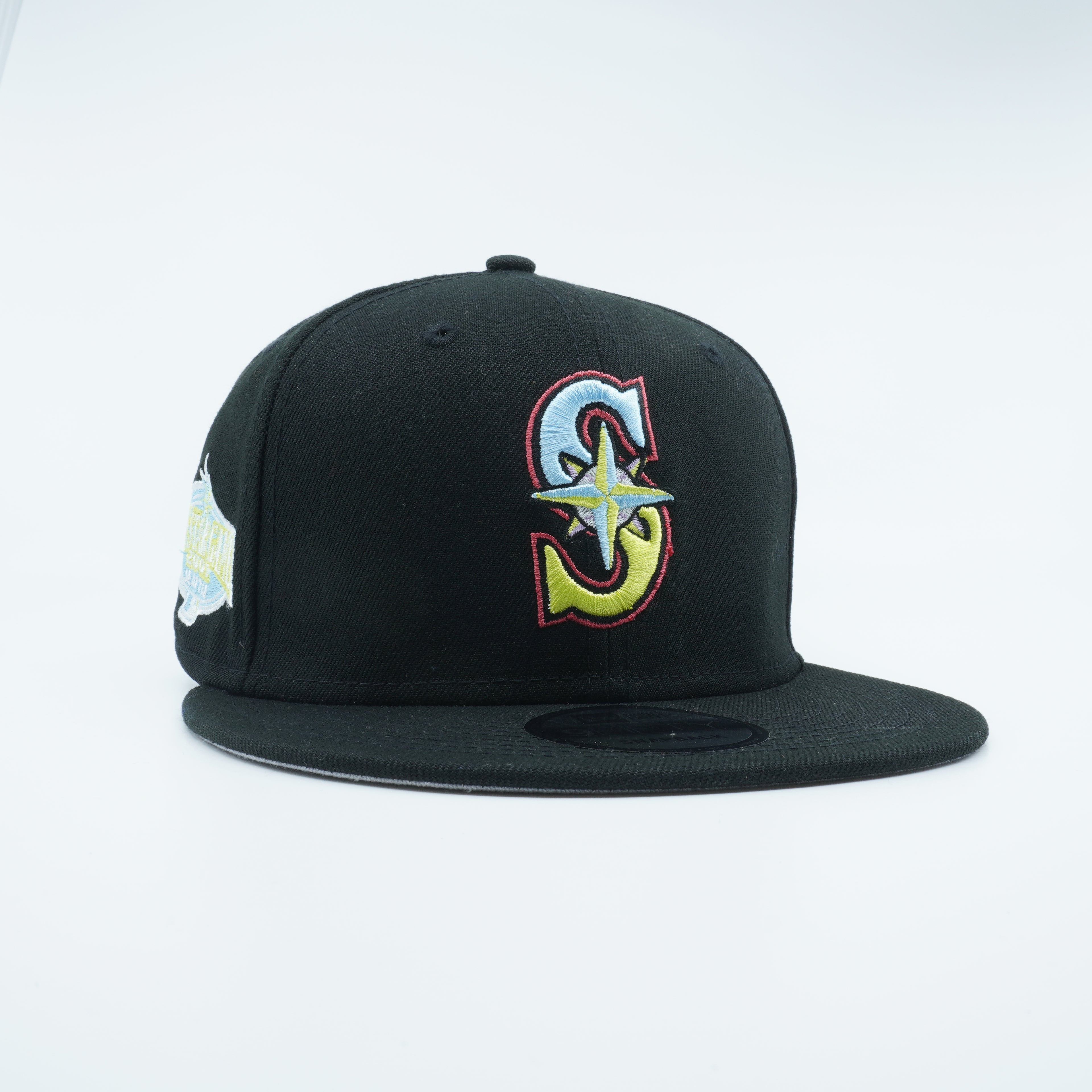 [60303747] Mens New Era MLB SEATTLE MARINERS 950 SNAPBACK 'PINSTRIPES' - BLACK
