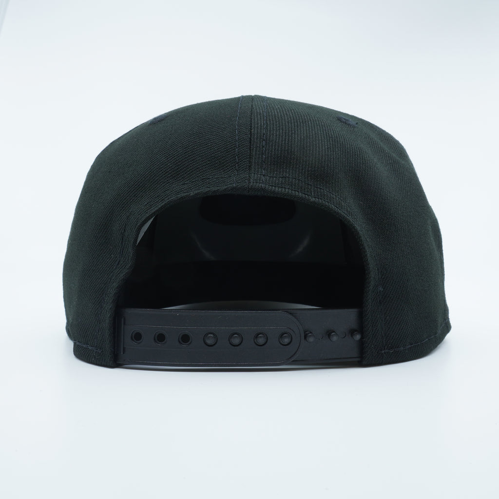 [60303747] Mens New Era MLB SEATTLE MARINERS 950 SNAPBACK 'PINSTRIPES' - BLACK
