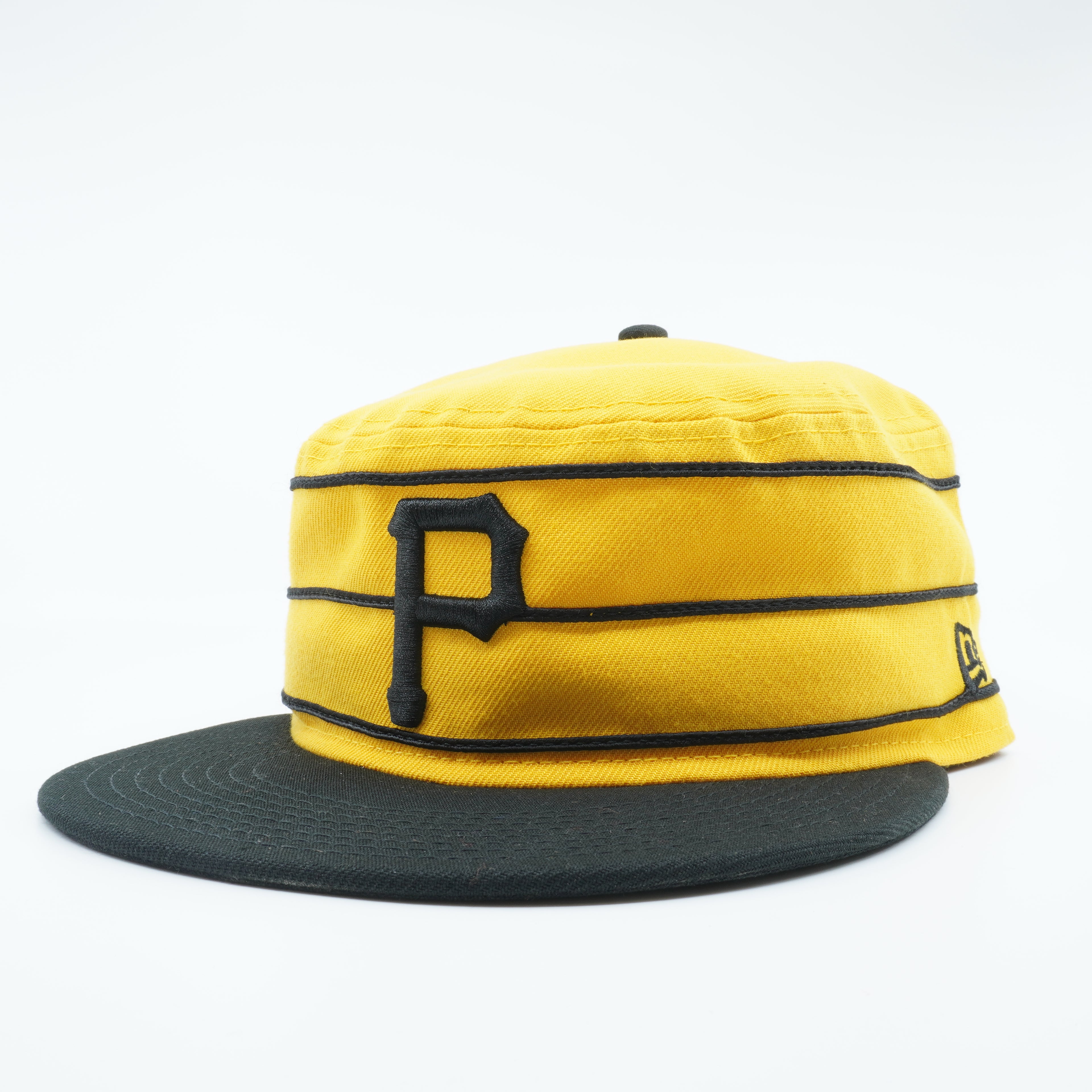 [12158106] Mens New Era MLB PITTSBURGH PIRATES PILLBOX STRIPE FITTED '1979'