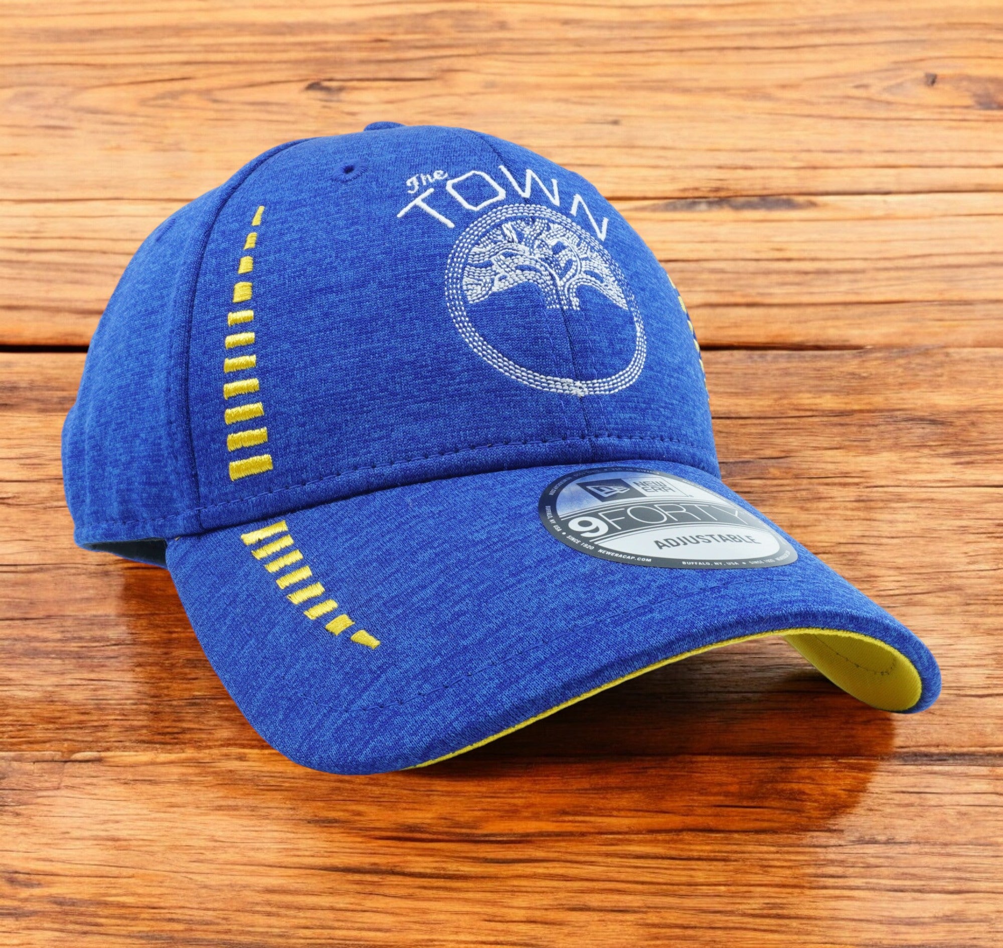 [11820233] Mens New Era NBA GSW Speed Shoot "The Town" 9Forty Hook & Loop