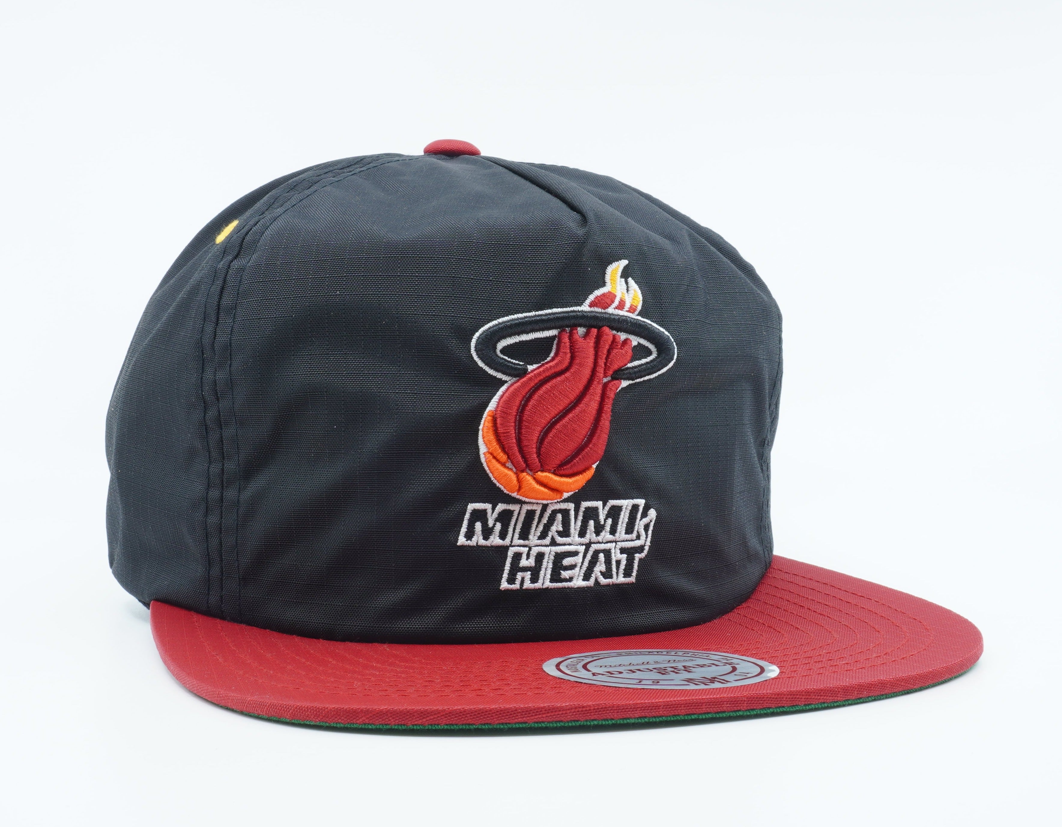 [NT90Z-MTC-A-5HEAT] MENS MITCHELL & NESS NBA MIAMI HEAT NYLON RIPSTOP 2 TONE