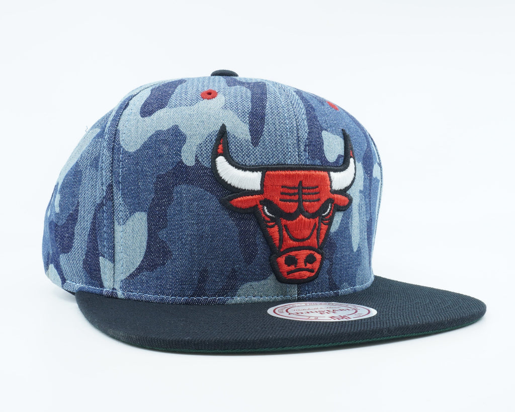 [VD16Z-FAS-A-5BULLS] MENS NBA CHICAGO BULLS CAMOUFLAGE DENIM 2T SNAPBACK