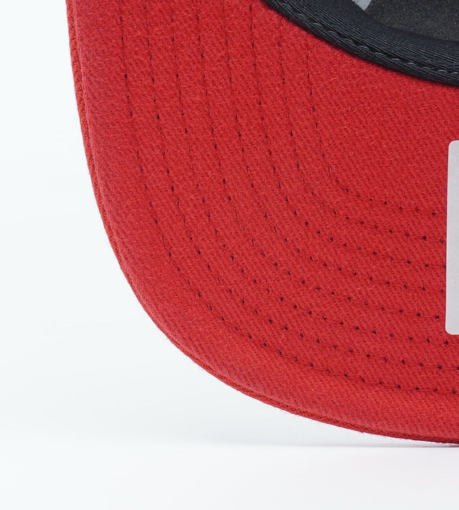 [NP61Z-GTE-A-5BULLS] MENS NBA CHICAGO BULLS 2 TONE DARK HEATHER SNAPBACK