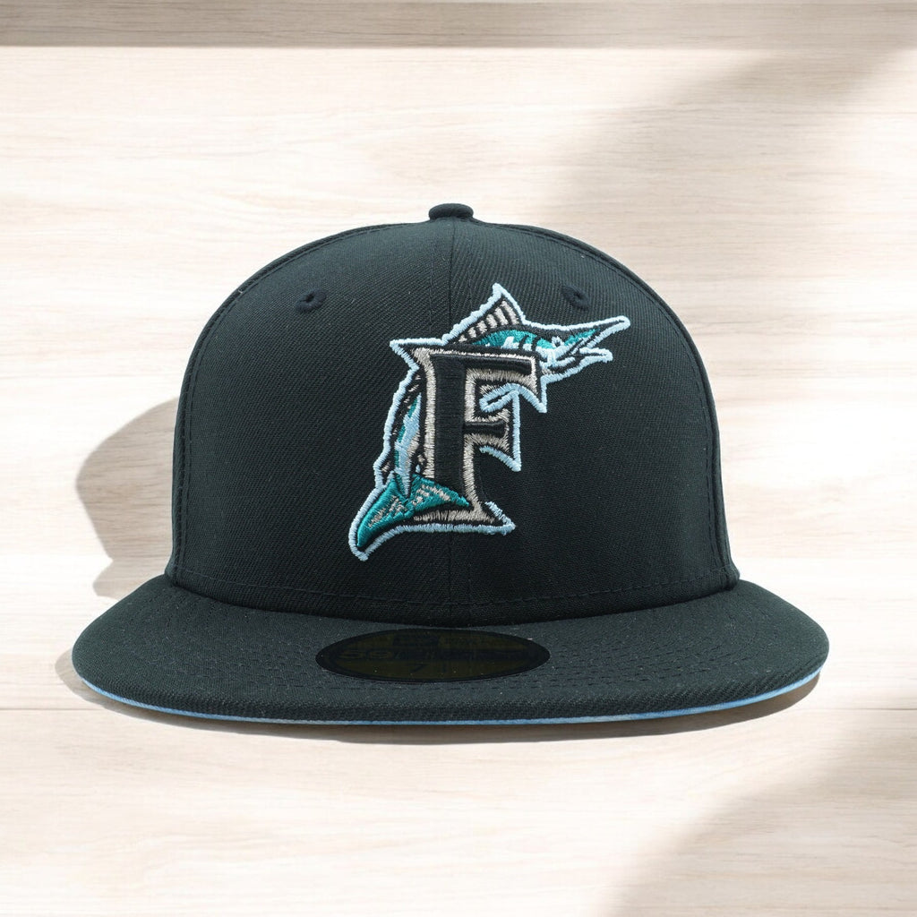 [60243776] MENS NEW ERA MLB MIAMI MARLINS 5950 CLOUD UNDER FITTED - BLACK