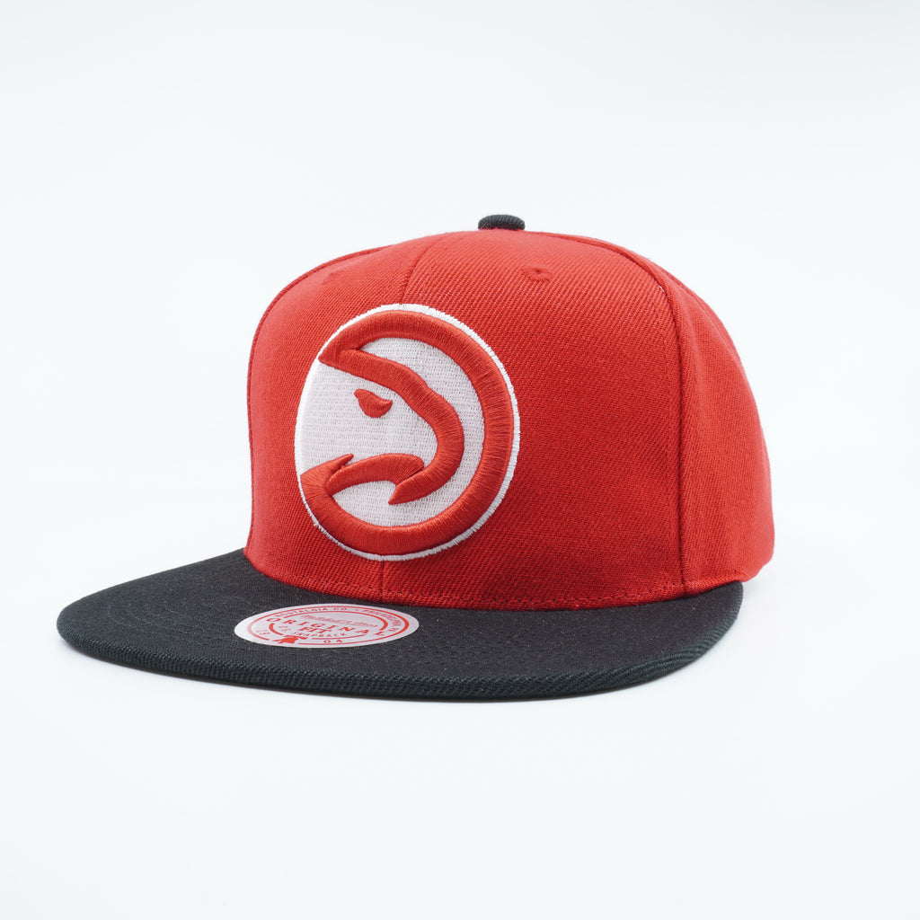 [6HSSJS19078-AHARDBK] MENS MITCHELL & NESS NBA ATLANTA HAWKS CORE BASIC SNAPBACK