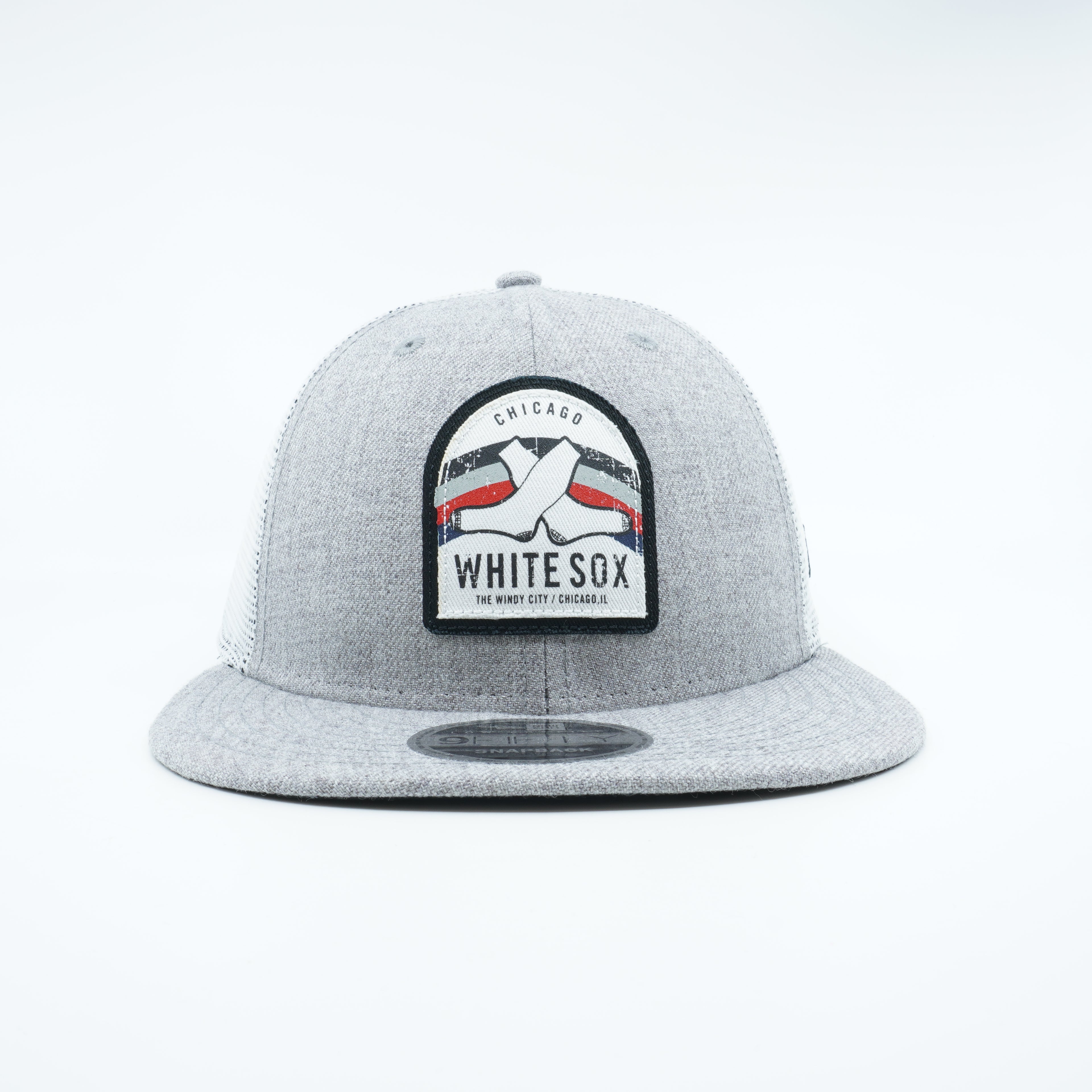 [60359734] MENS NEW ERA MLB CHICAGO WHITE SOX 950 TRUCKER SNAPBACK - GRAY/WHITE