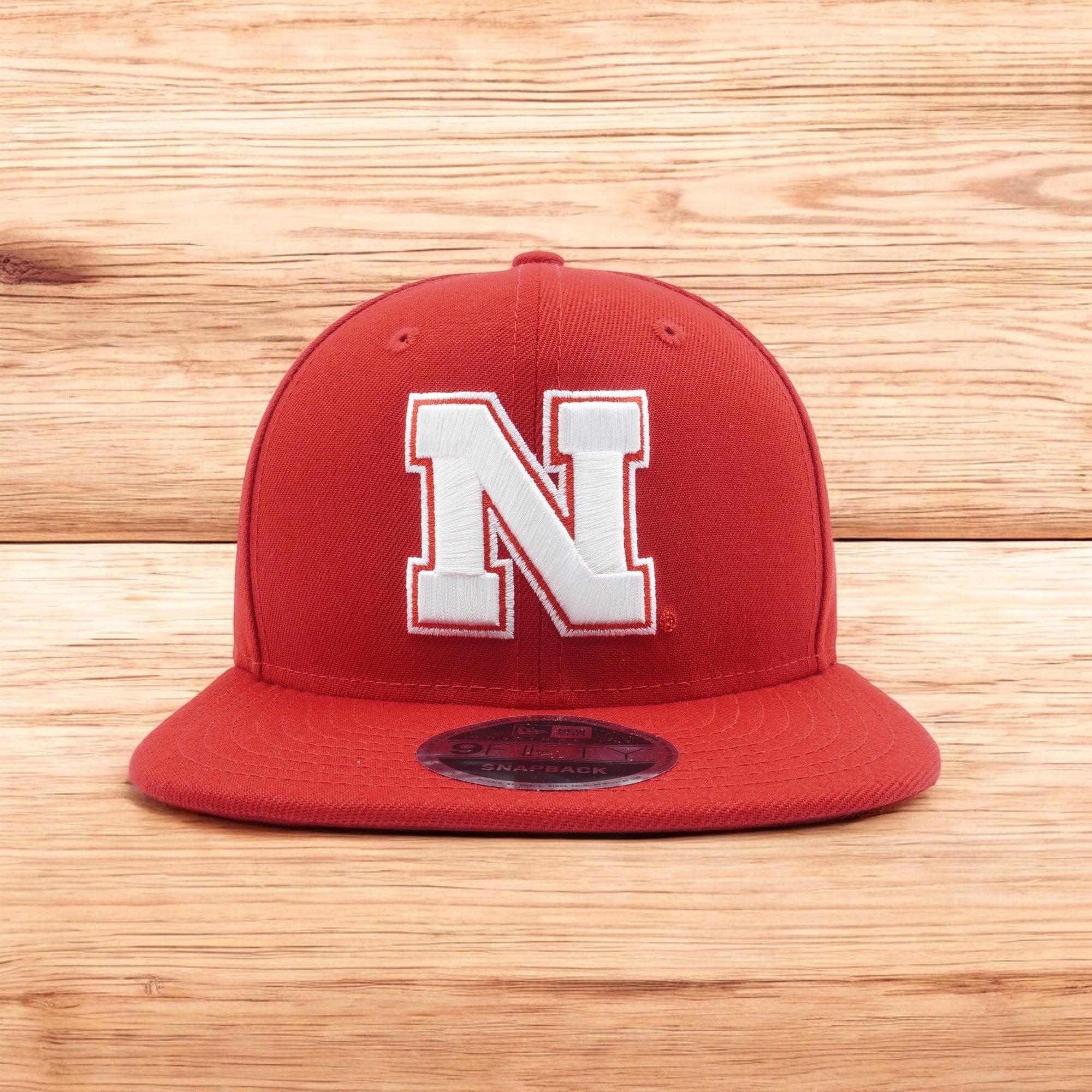 [70523756] MENS NEW ERA NCAA NEBRASKA CORNHUSKERS 950 SNAPBACK - SCARLET