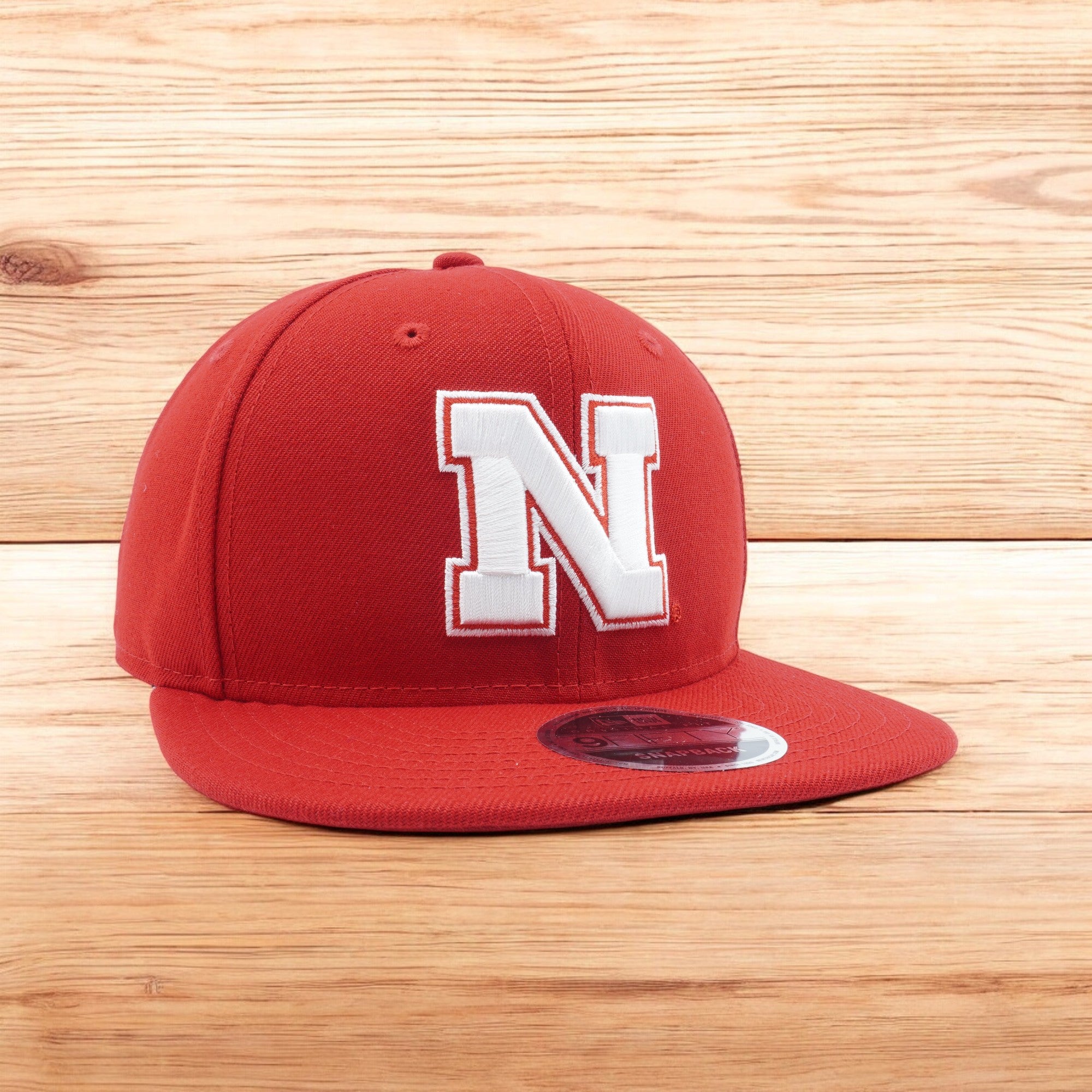 [70523756] MENS NEW ERA NCAA NEBRASKA CORNHUSKERS 950 SNAPBACK - SCARLET