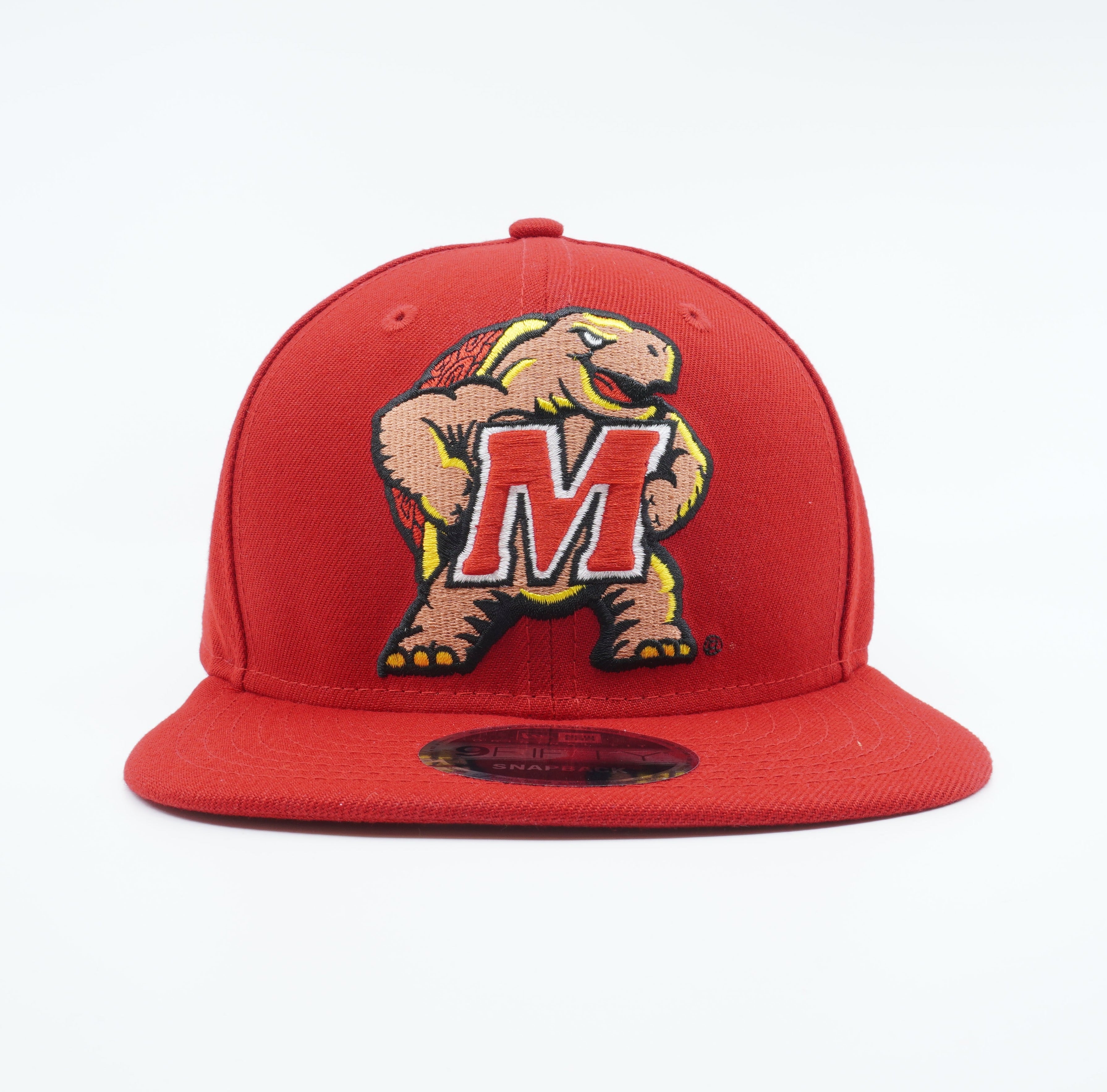 [70523902] MENS NEW ERA NCAA MARYLAND TERRAPINS 950 SNAPBACK - SCARLET