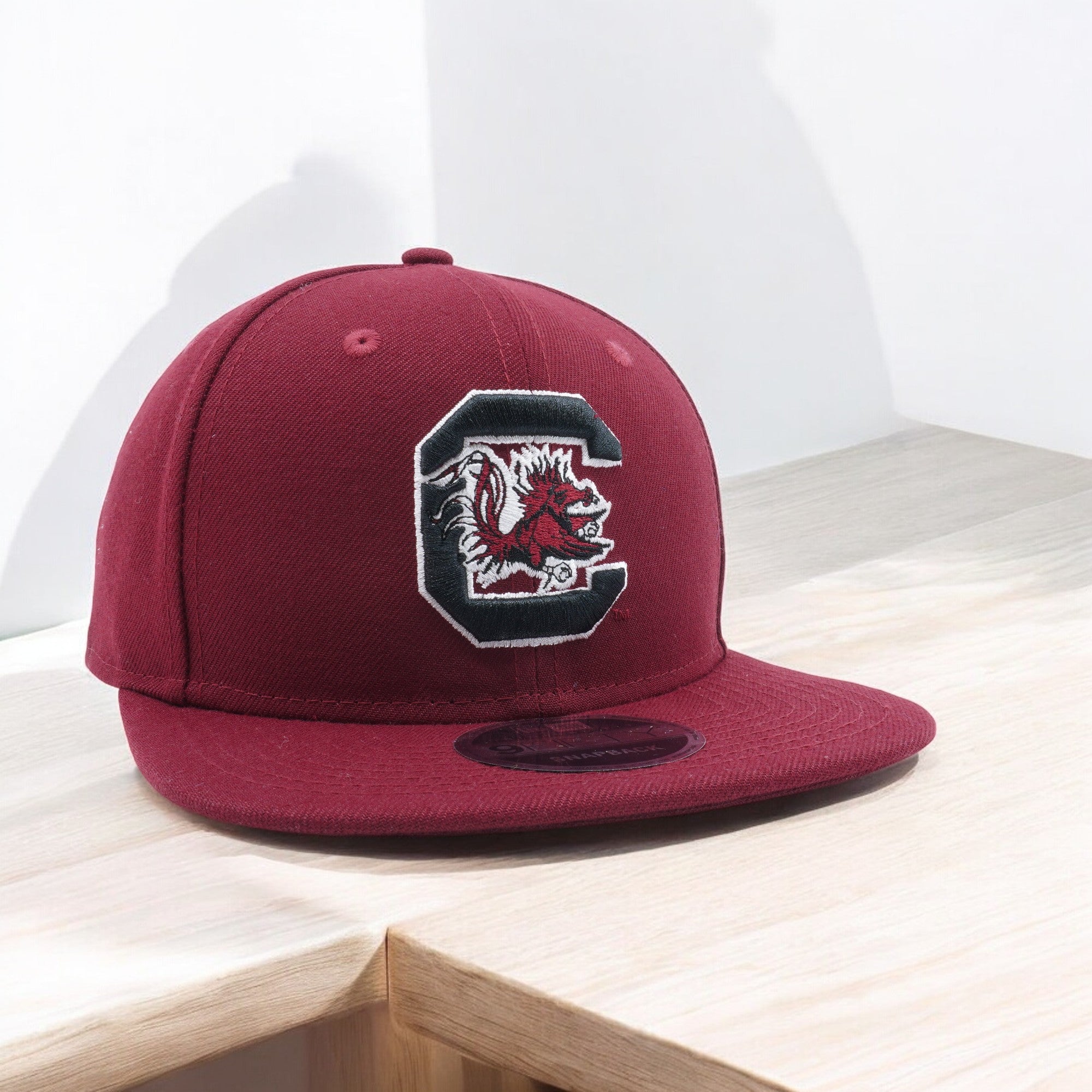 [70523720] MENS NEW ERA NCAA SOUTH CAROLINA GAMECOCKS 950 SNAPBACK - WINE