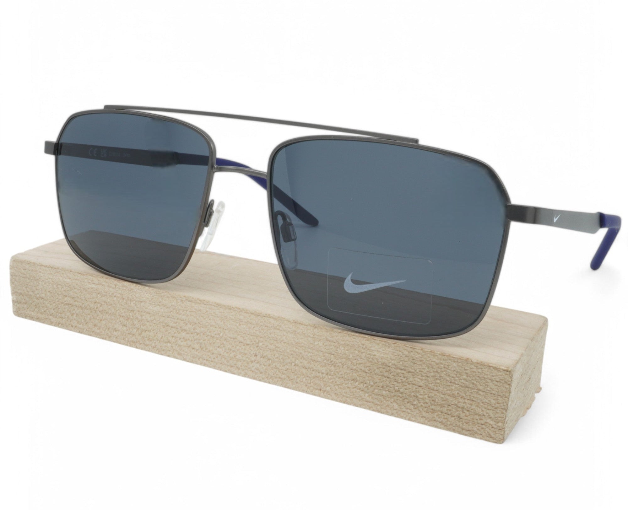 [IB3676X-012] Unisex Nike Traveler Strike Sunglasses