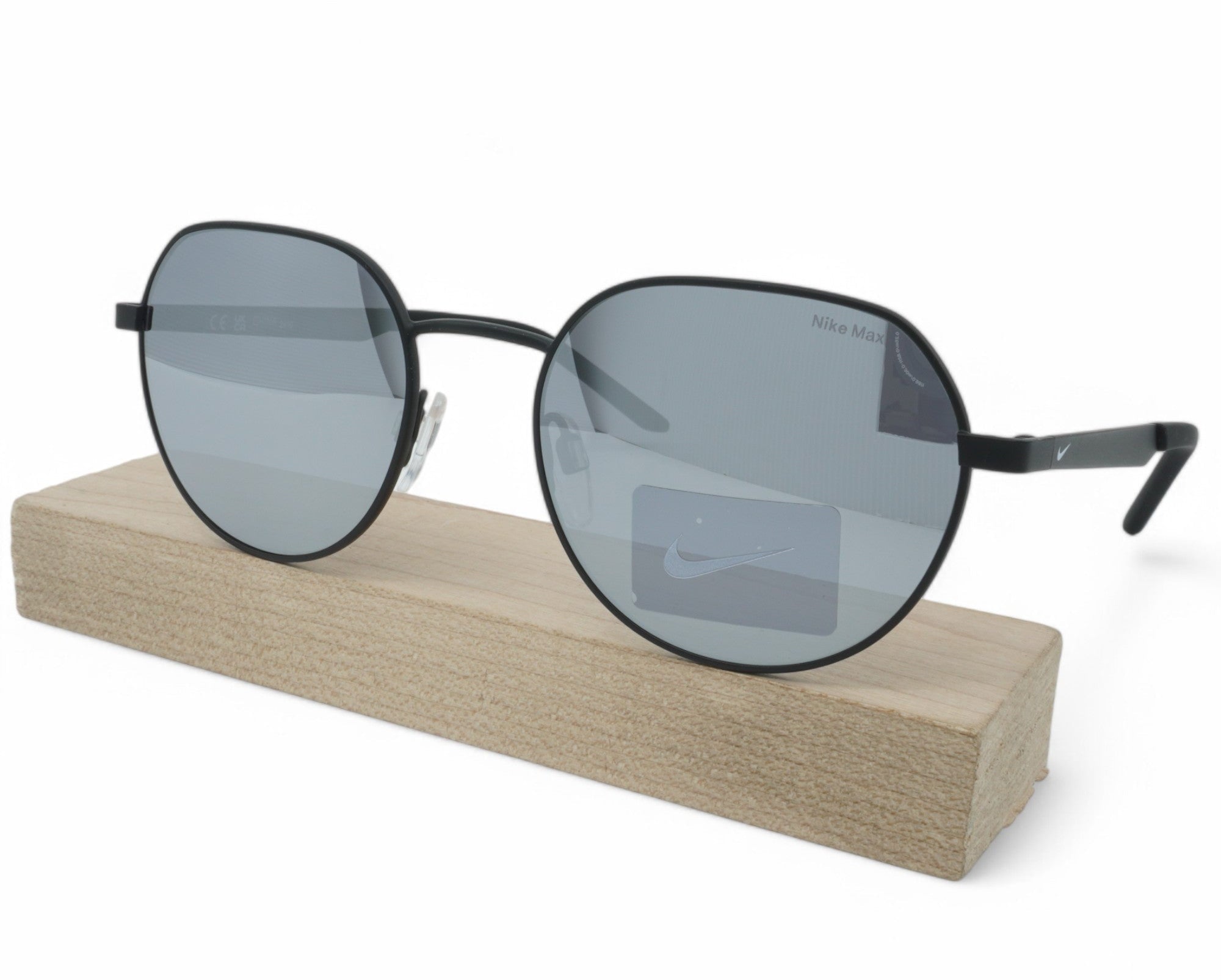 [IB3538X-010] Unisex Nike Traveler Trend Sunglasses