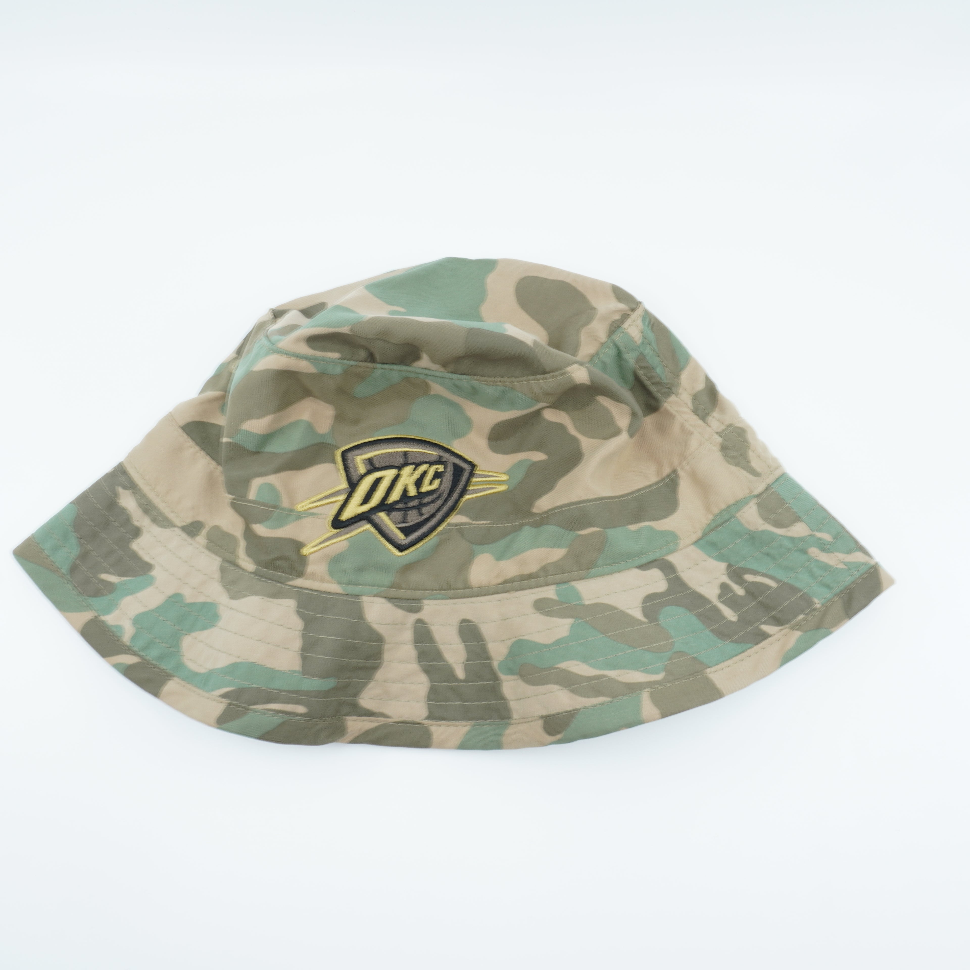 [U221Z-CAM-H-5OKCIT] MENS NBA OKLAHOMA CITY THUNDER CAMOUFLAGE AMBUSH BUCKET HAT