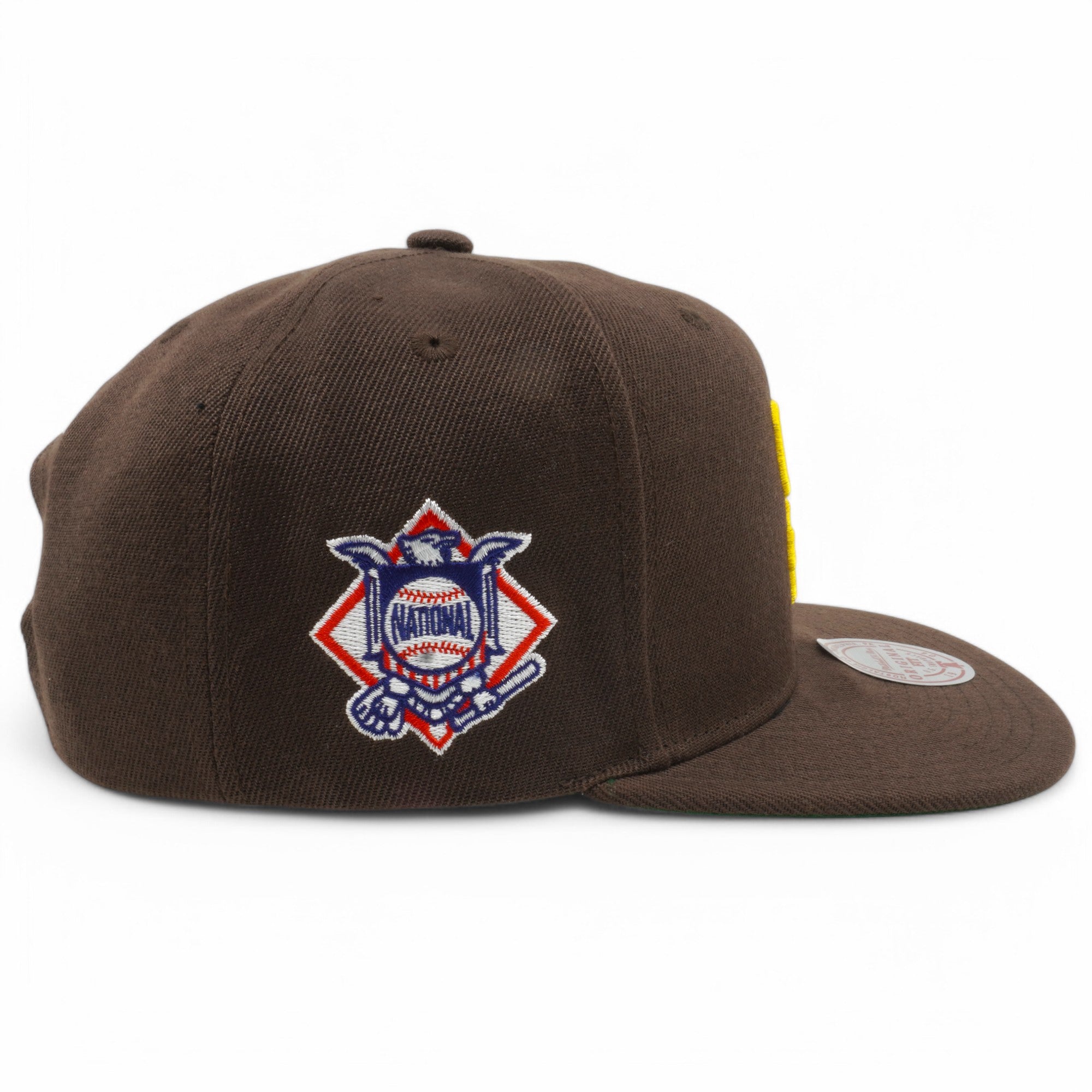 Mens Mitchell & Ness MLB LEAGUE PATCH SNAPBACK PADRES