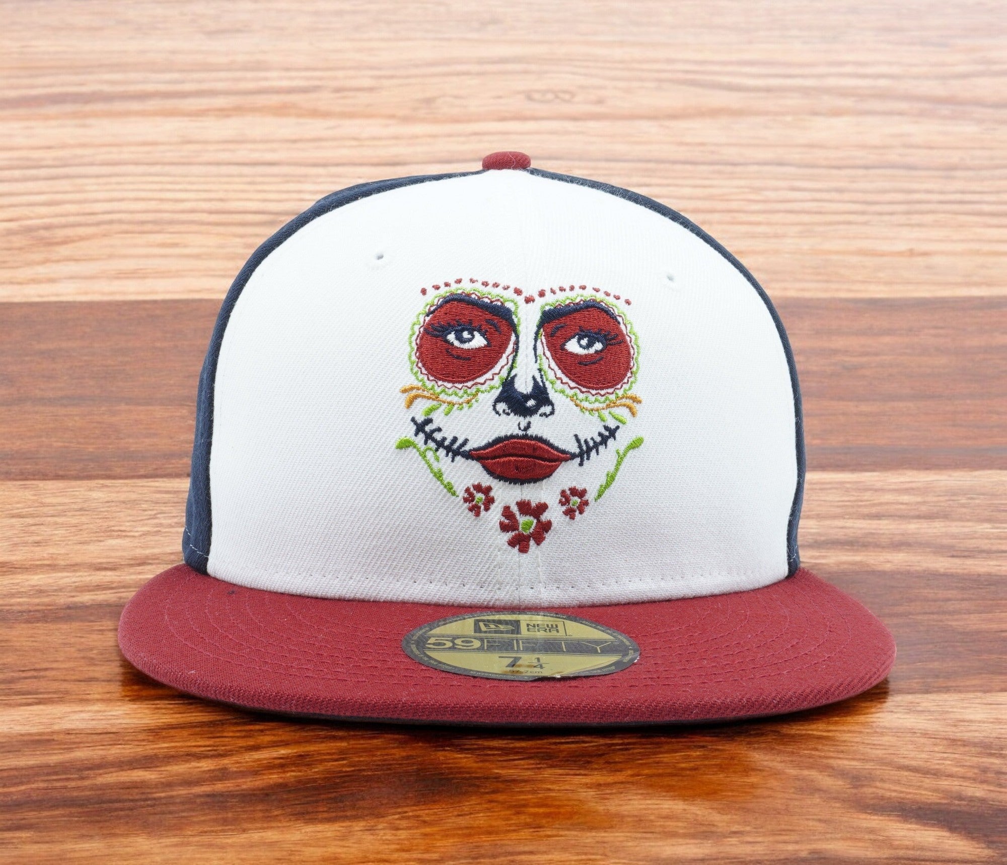 [12479010] Mens New Era MILB Tacoma Rainiers La Familia 5950 59Fifty