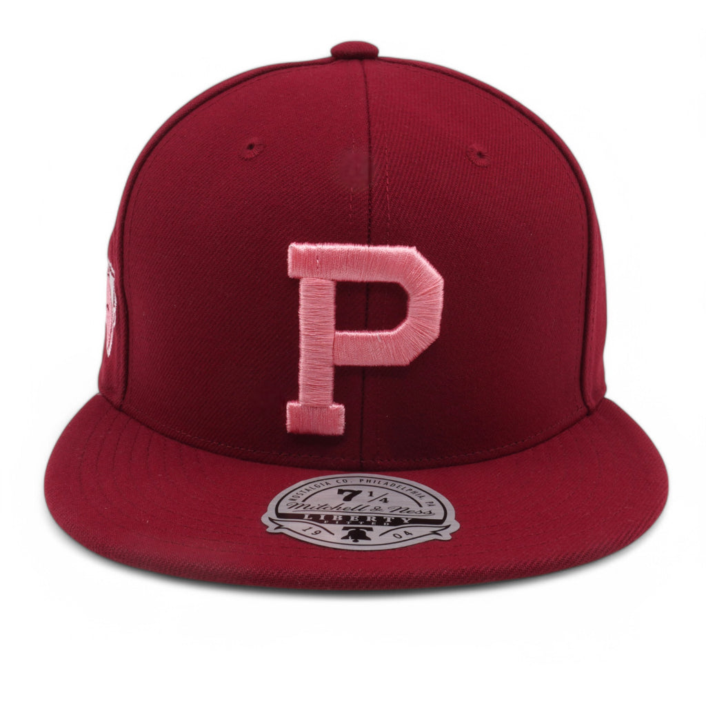 Mens Mitchell & Ness MLB TEAM EVOLUTION FITTED PHILLIES 1969
