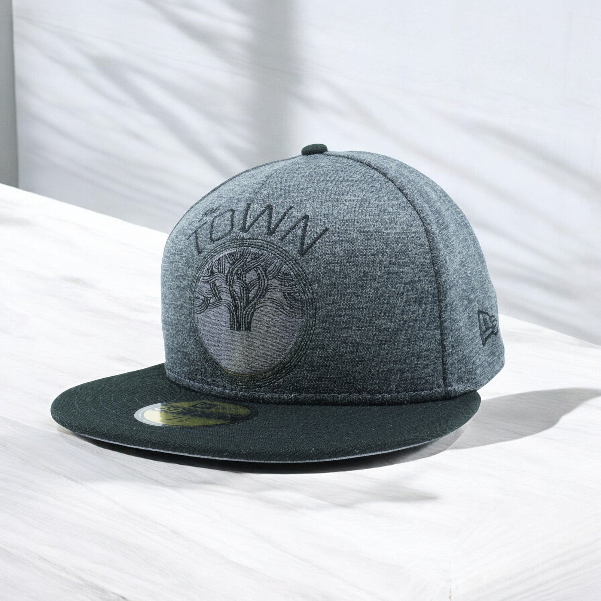 [11802667] Mens New Era NBA Golden State Warriors Heather Huge Fit 59Fifty