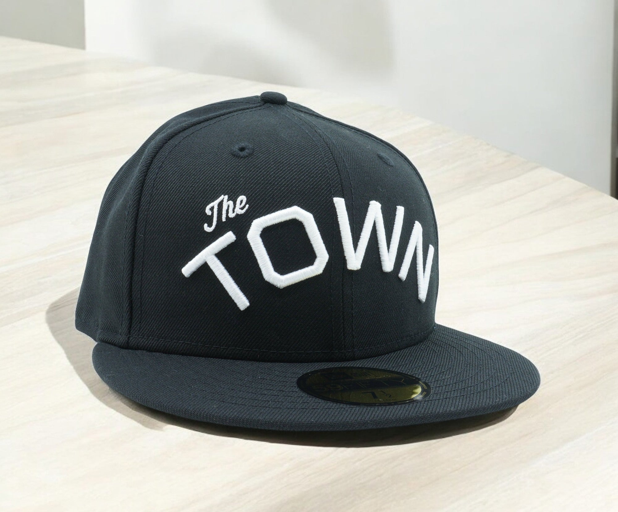 [70433531] Mens New Era NBA Golden State Warriors The Town 59Fifty Fitted