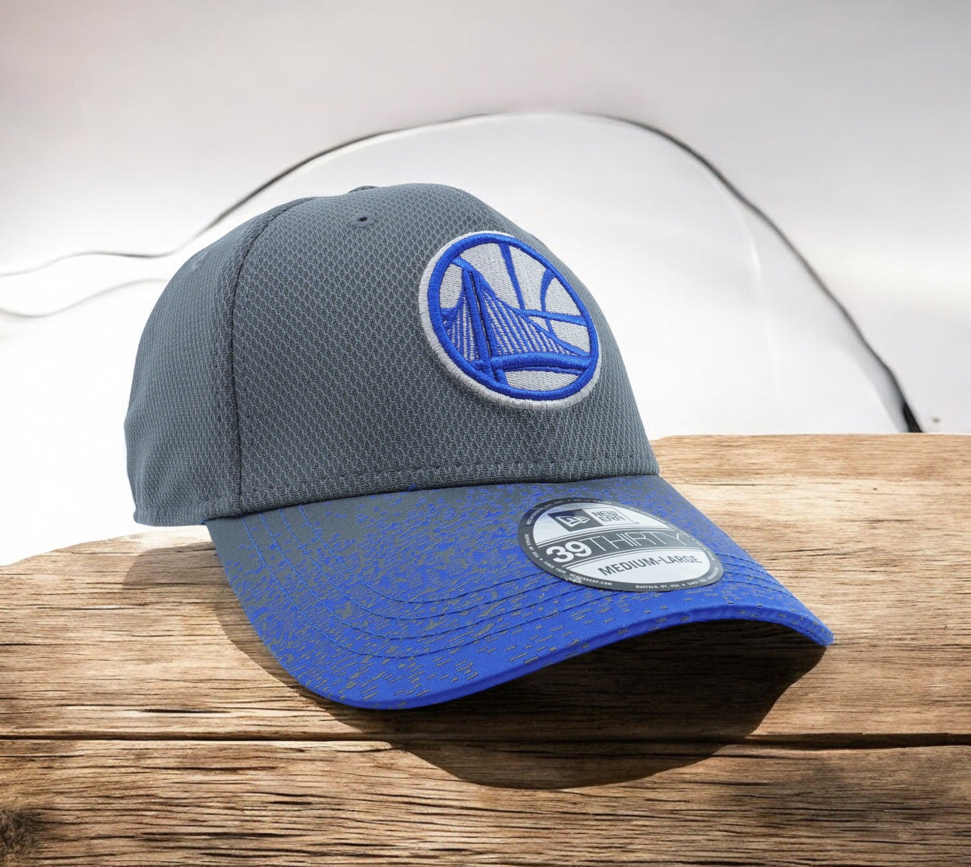 [80675657] Mens New Era NBA Golden State Warriors Visor Blur 39Thity Fitted