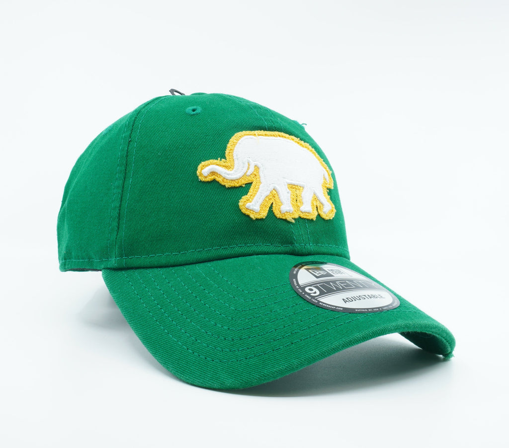 [60003487] Mens New Era MLB OAKLAND ATHLETICS 920 STRAPBACK ' DISTRESSED PATCH'