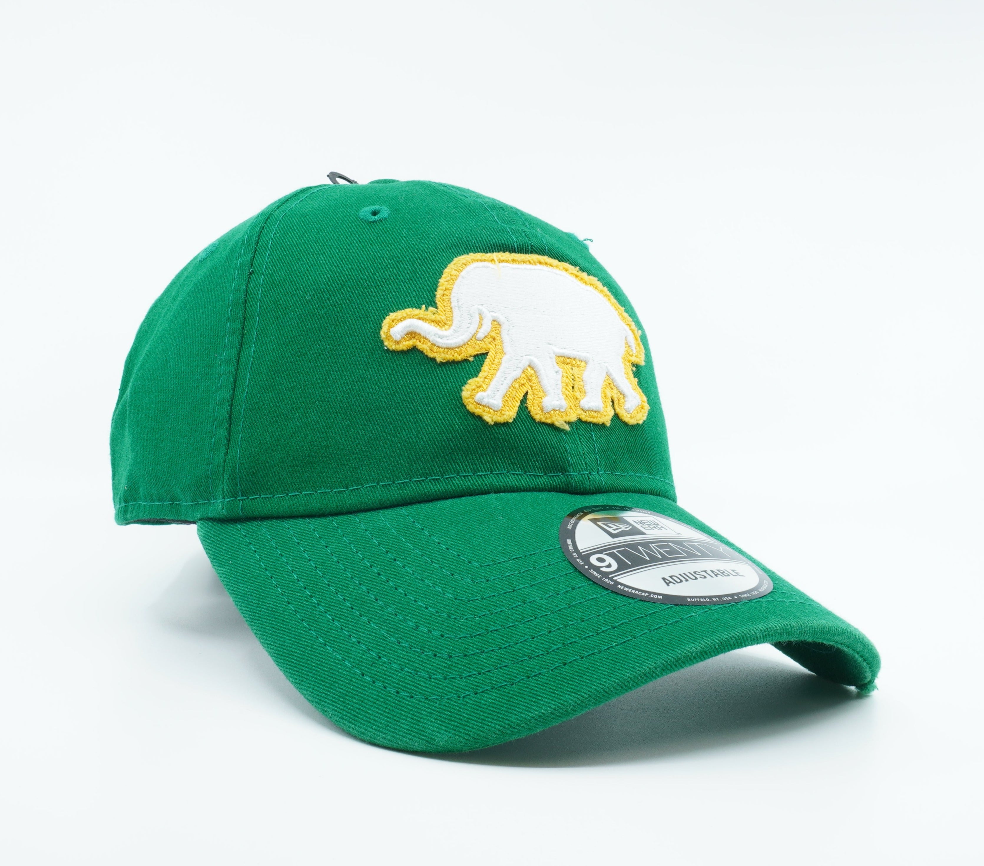 [60003487] Mens New Era MLB OAKLAND ATHLETICS 920 STRAPBACK ' DISTRESSED PATCH'