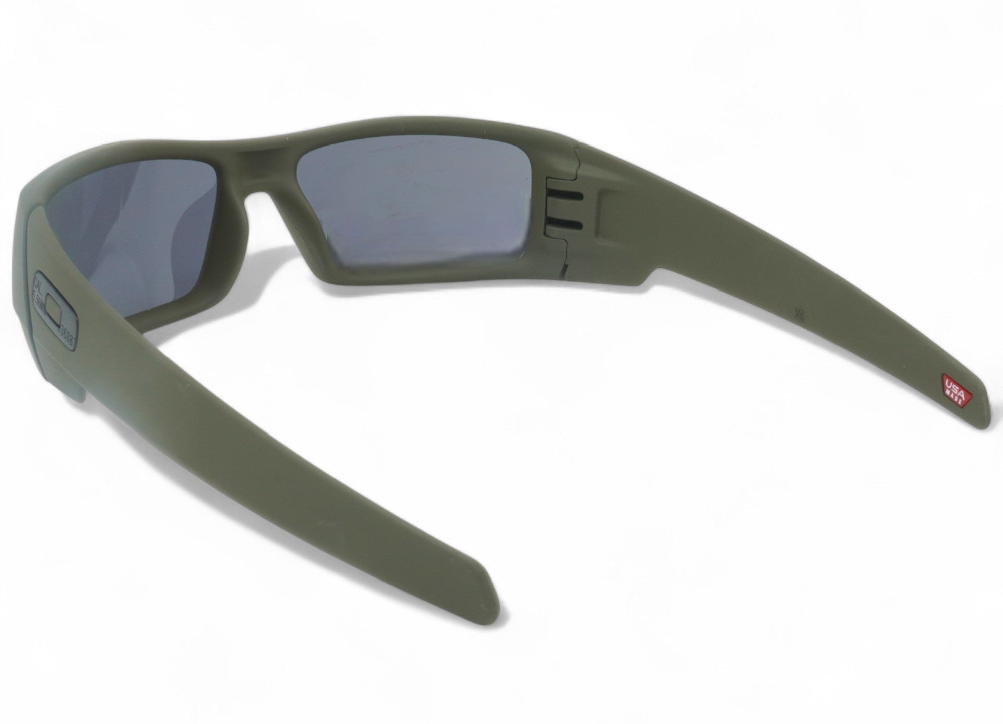 [53-111] Unisex Oakley Gascan Sunglasses