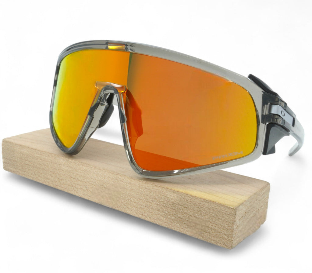 [OO9404-04] Unisex OAKLEY Latch Panel Sunglasses