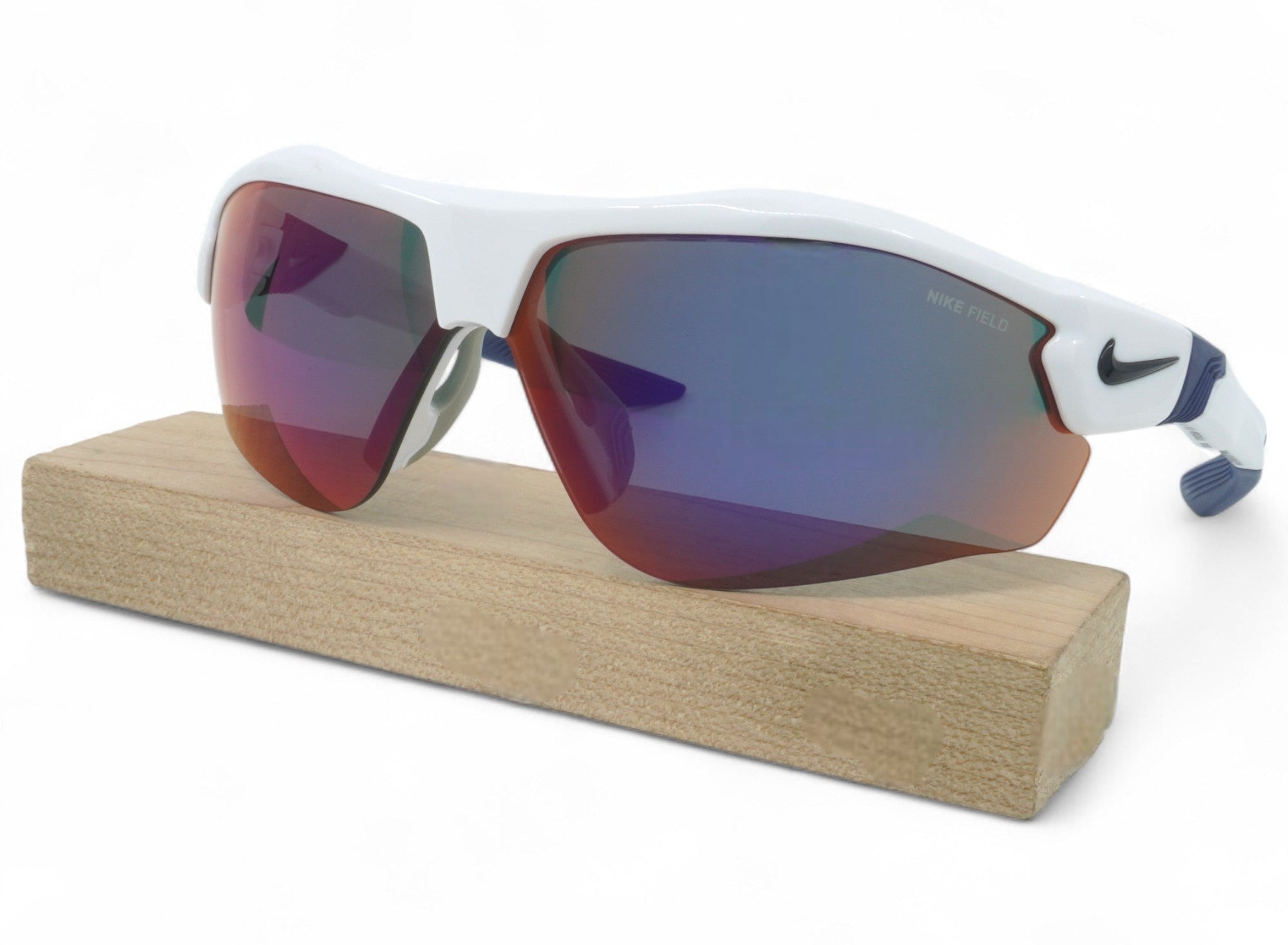 [DN9252-103] Unisex Nike Show X3 Sunglasses