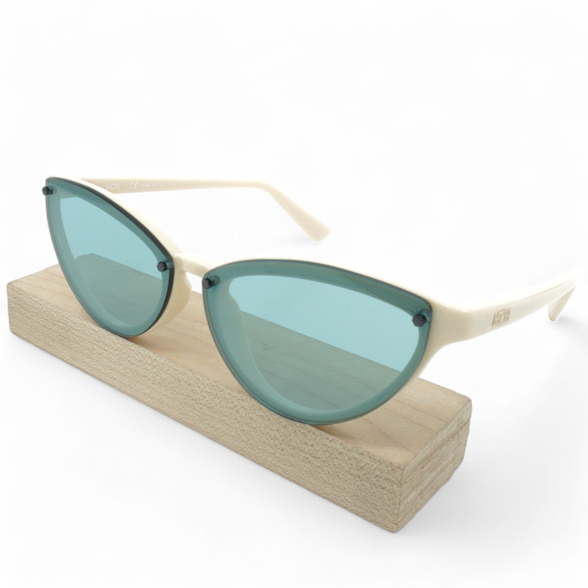 [MCM690S-108] UNISEX MCM CAT EYE SUNGLASSES