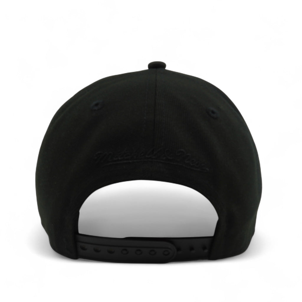 MENS MITCHELL & NESS MLB RAISED UP PRO PINCH SNAPBACK YANKEES - BLACK