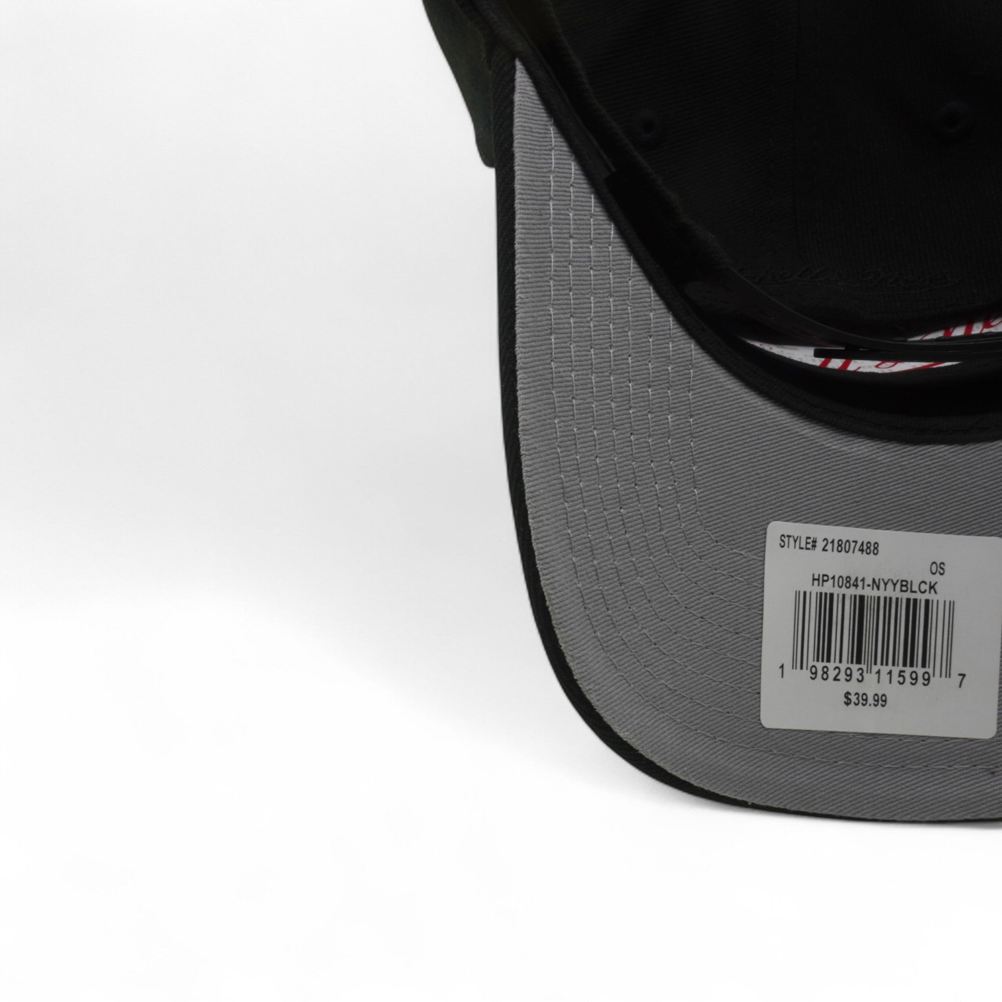 MENS MITCHELL & NESS MLB RAISED UP PRO PINCH SNAPBACK YANKEES - BLACK