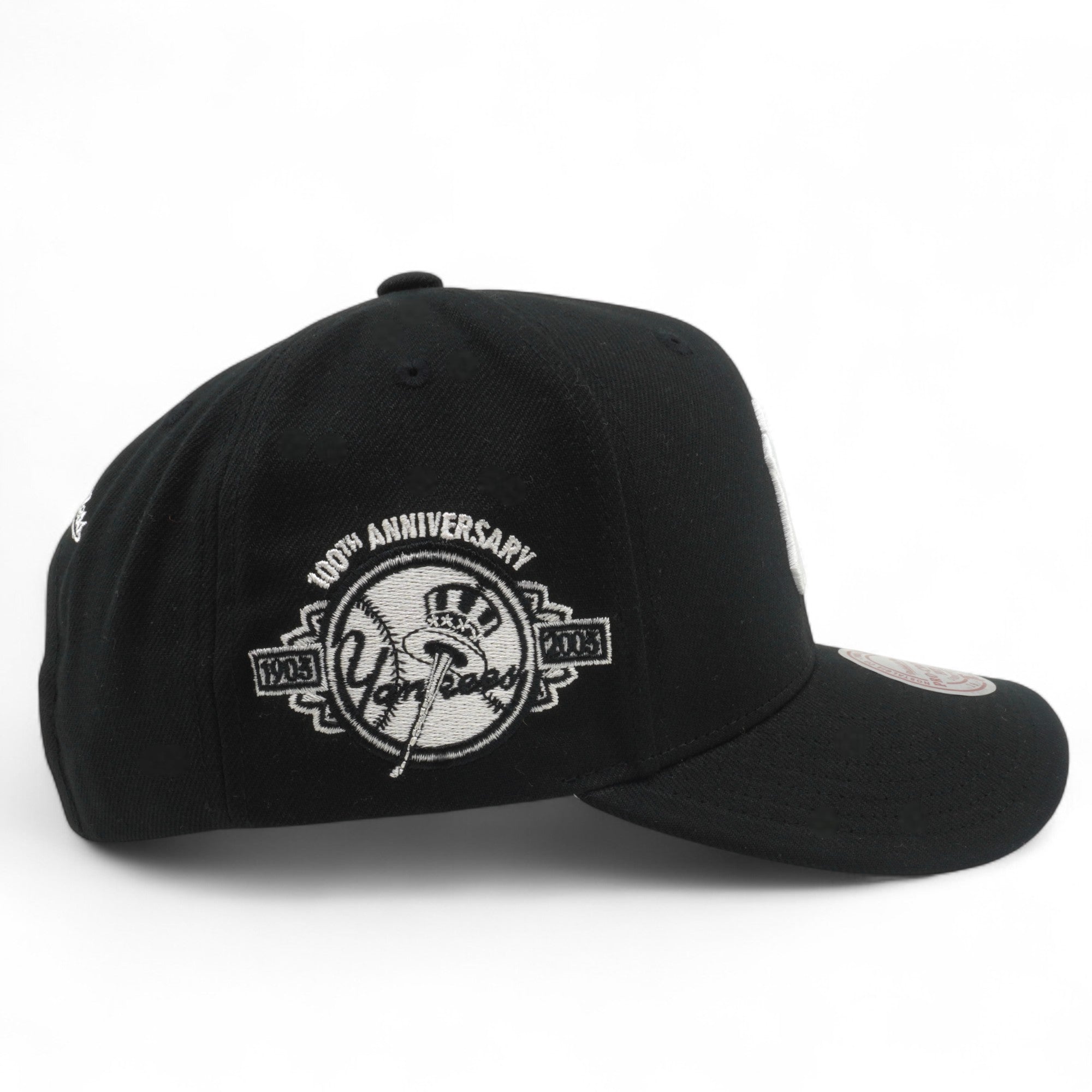 MENS MITCHELL & NESS MLB PANDA PRO SNAPBACK