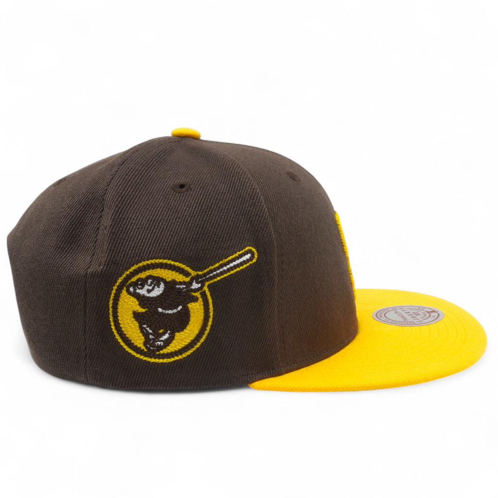 MENS MITCHELL & NESS MLB JUMP OFF SNAPBACK PADRES - BROWN