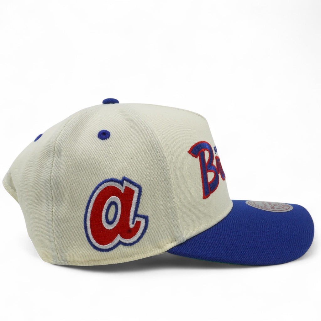 MENS MITCHELL & NESS MLB HAT TRICK SCRIPT PRO PINCH SNAPBACK COOP BRAVES - CREAM