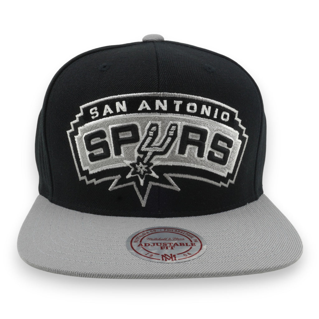 Mens Mitchell & Ness NBA XL LOGO 2 TONE SNAPBACK SPURS
