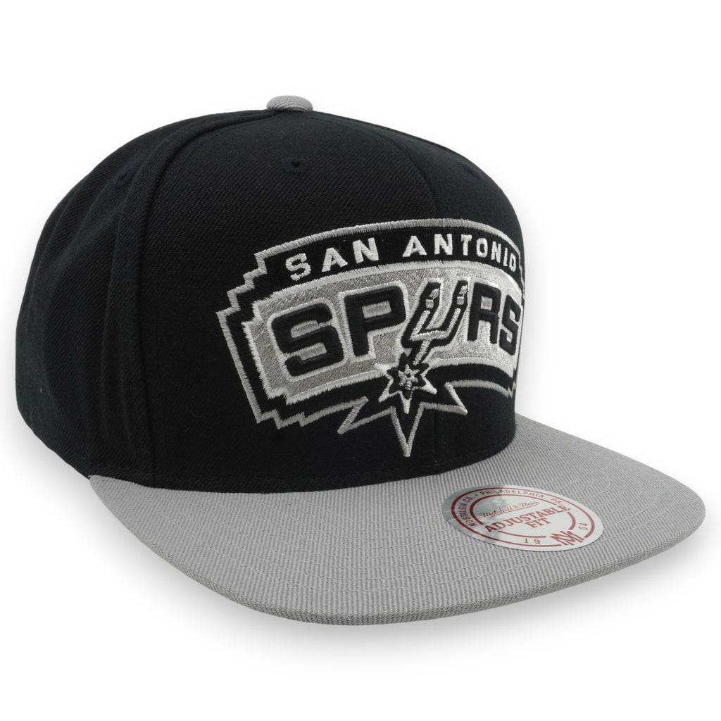 Mens Mitchell & Ness NBA XL LOGO 2 TONE SNAPBACK SPURS
