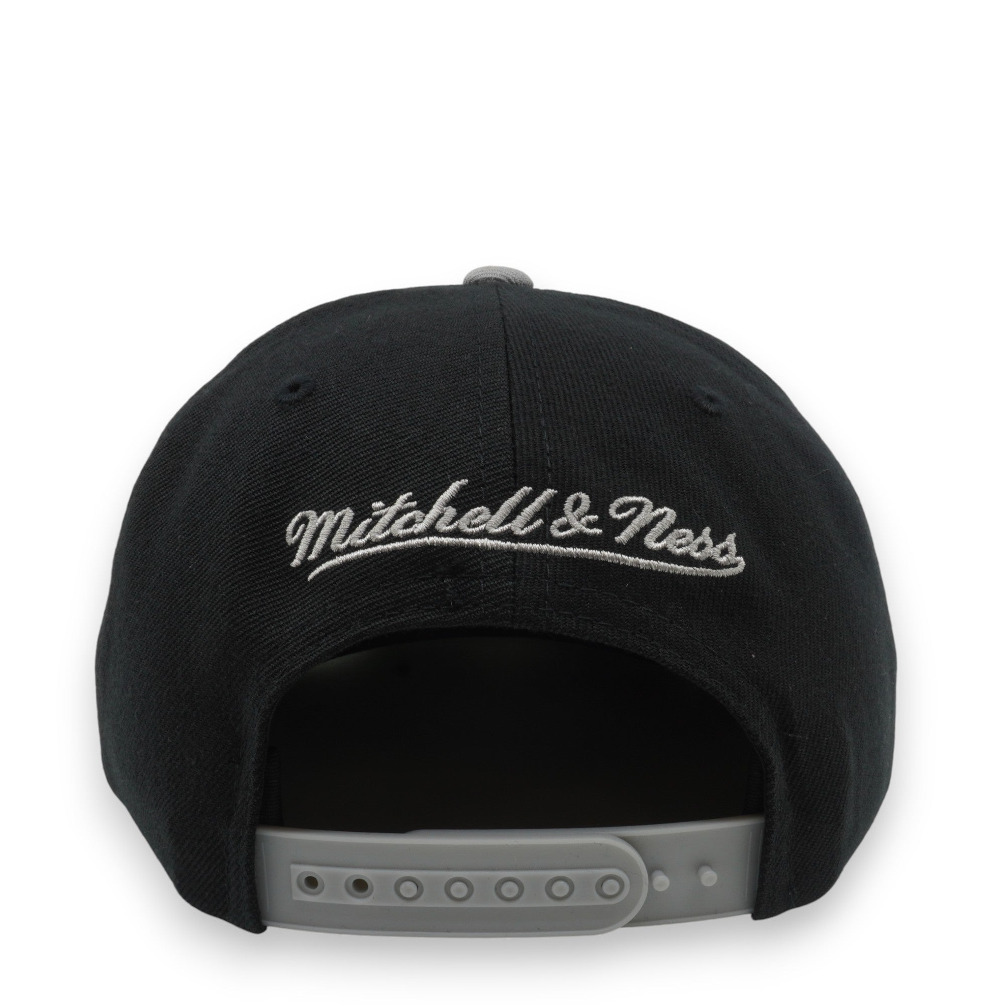 Mens Mitchell & Ness NBA XL LOGO 2 TONE SNAPBACK SPURS