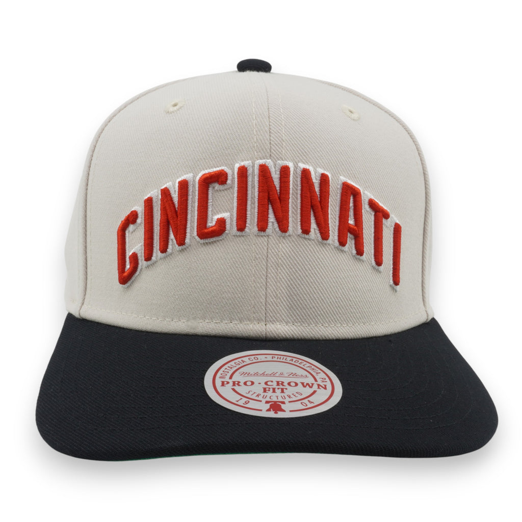 [HP11517-CREOFWH] MENS MITCHELL & NESS MLB OFF WORD PRO SNAPBACK COOP REDS