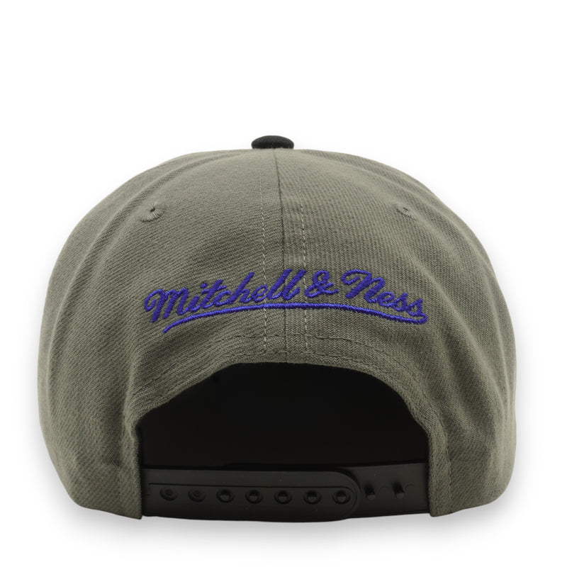 MENS MITCHELL & NESS NHL STORM FRONT SNAPBACK BLUES - GREY