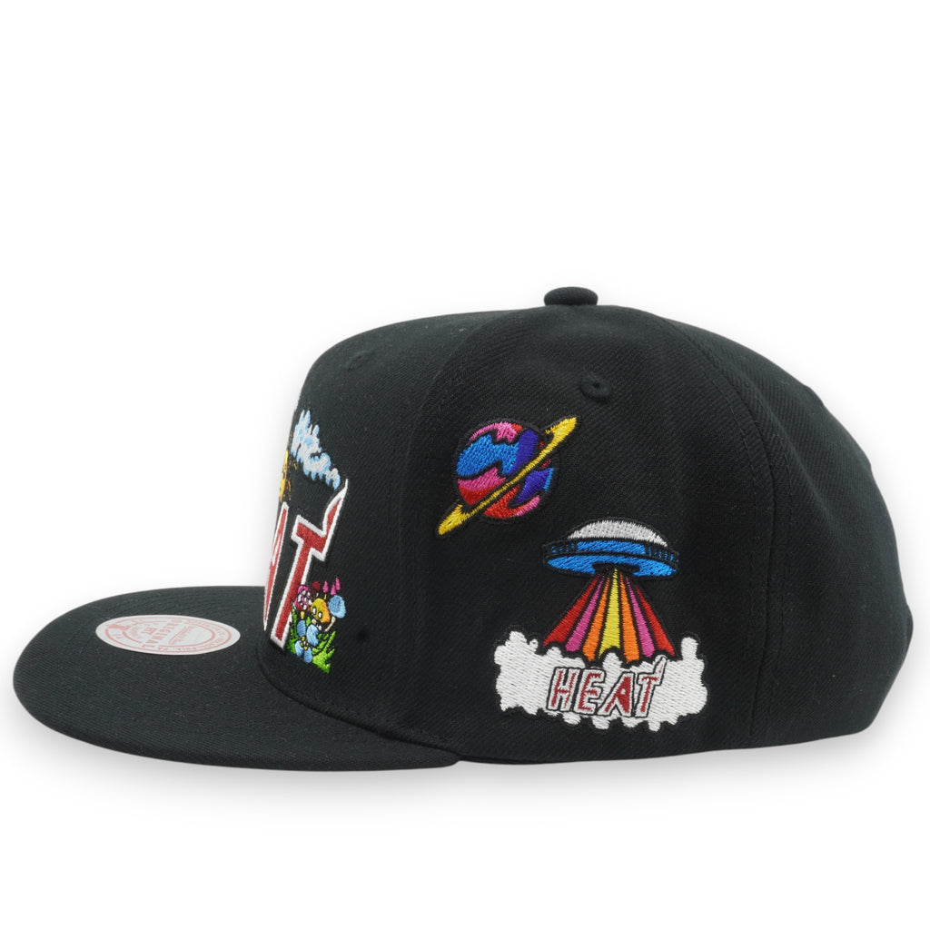 MENS MITCHELL & NESS NBA PSYCHEDELIC SNAPBACK HWC HEAT - BLACK