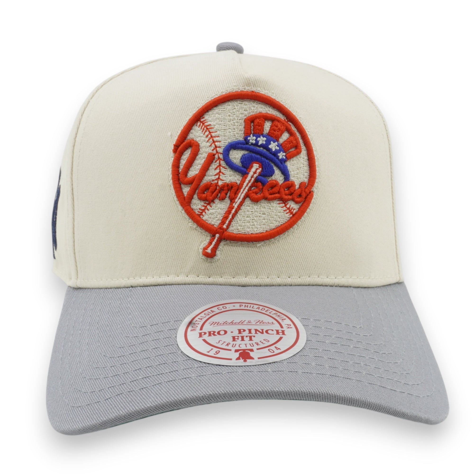 MENS MITCHELL & NESS MLB CHAINSTITCHER PRO PINCH SNAPBACK YANKEES - OFF WHITE